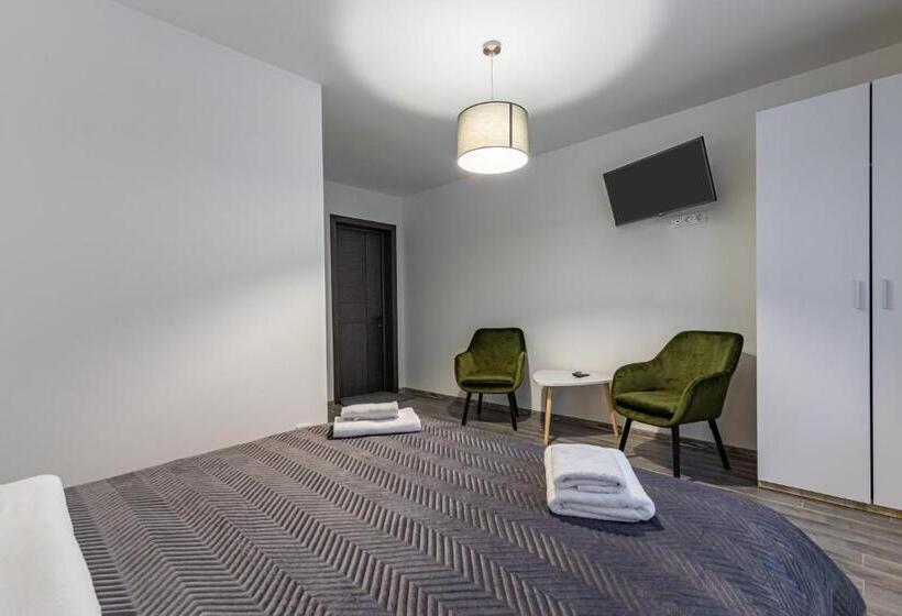 سوییت, Konopka Forest Home & Spa