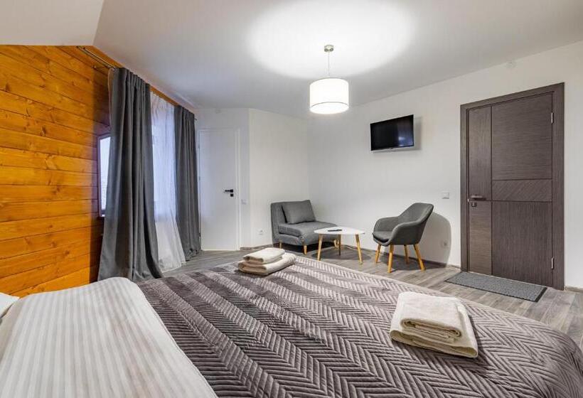 اتاق لوکس سه تخته, Konopka Forest Home & Spa