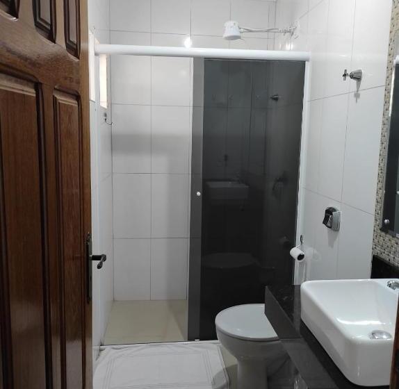 חדר סטנדרט, Serrano