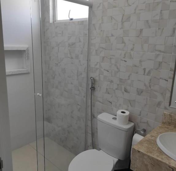 חדר דלוקס, Serrano