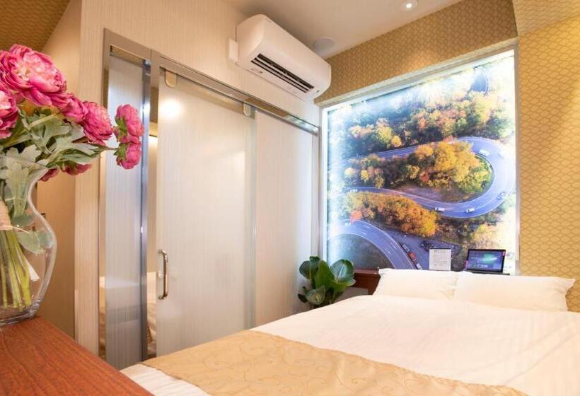 标准间, Xcell 広島 流川通り