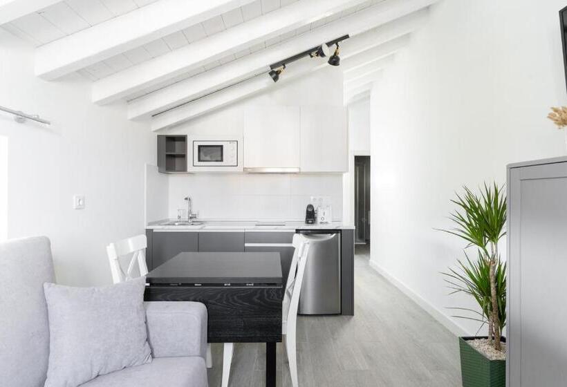 Студия Стандарт, Jardines Villaverde