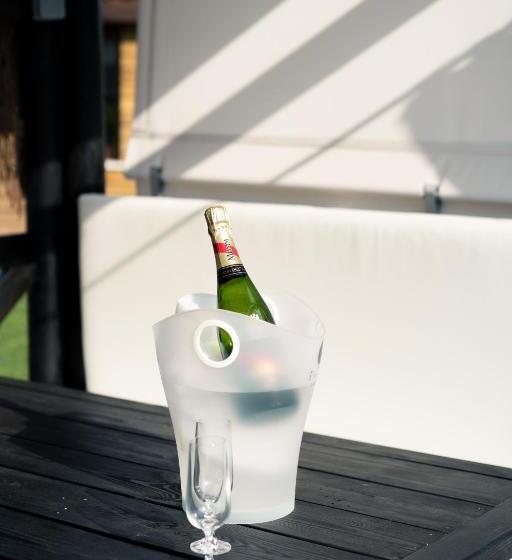 침실 1개 풀장 전망 아파트, Jardines Villaverde