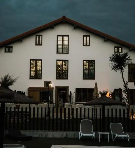 バルコニー付き１ベッドルームアパートメント, Jardines Villaverde