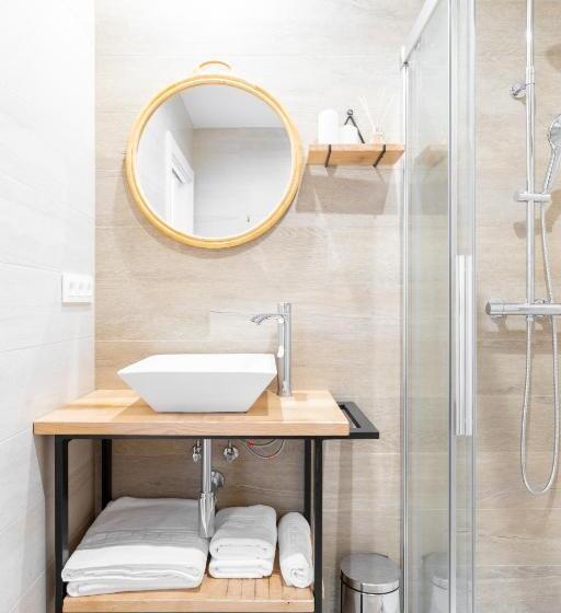 침실 1개 테라스 아파트, Jardines Villaverde