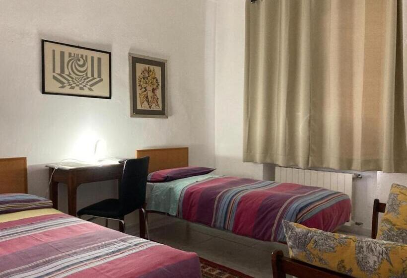 חדר משפחתי, Camere Villa Lunardini