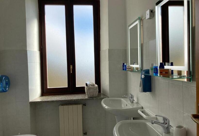 חדר משפחתי, Camere Villa Lunardini