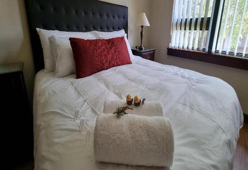 스탠다드 룸 킹사이즈 침대, Cussonia Country Home