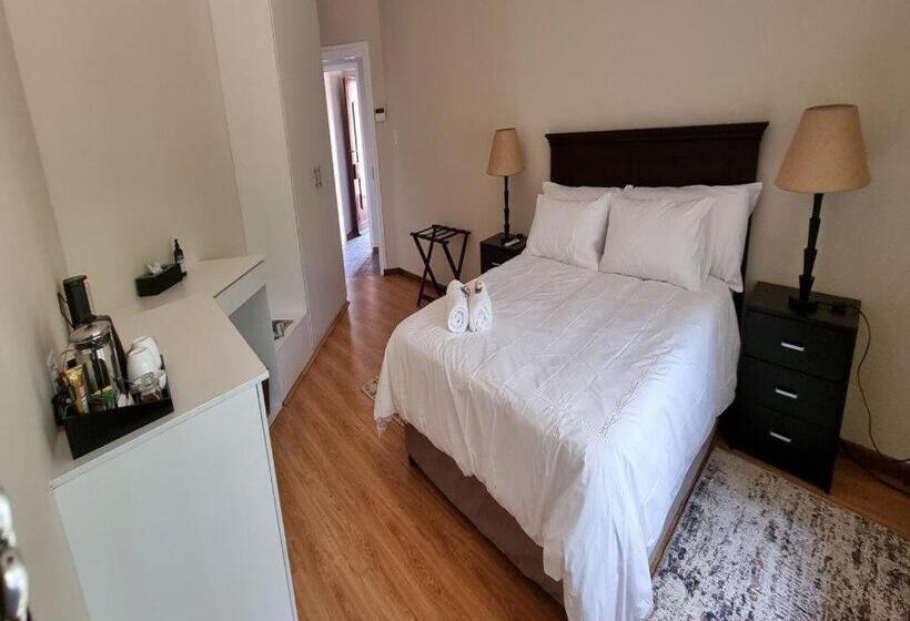 デラックスルーム, Cussonia Country Home