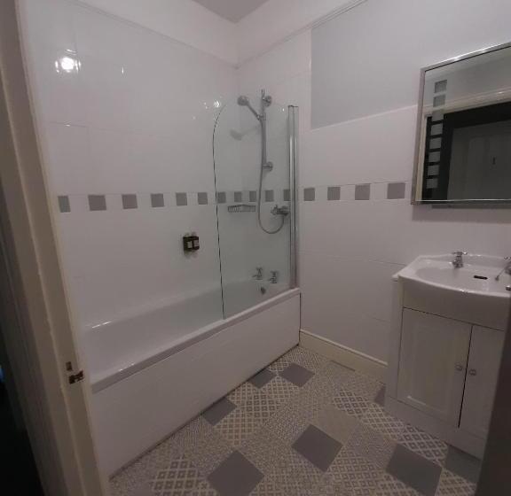 חדר דחוקס עם מיטת קינג, Fairwater Head