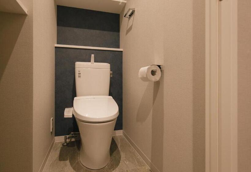 스탠다드 룸, Three