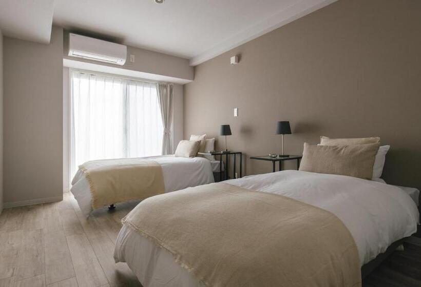 침실 1개 디럭스 아파트, Three