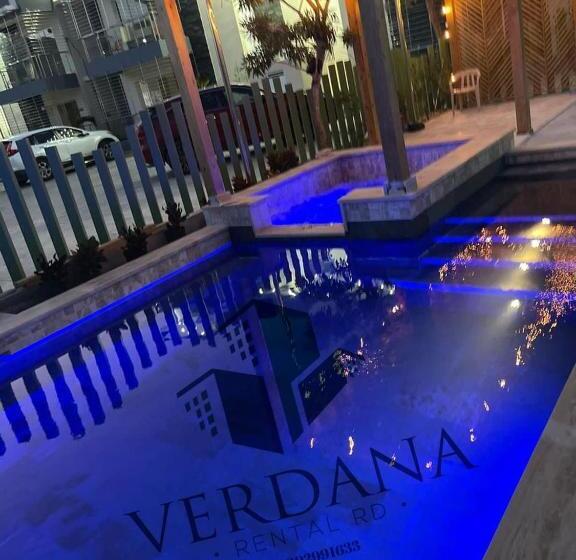 آپارتمان 1 خوابه با چشمانداز استخر, Verdana Sfm A2