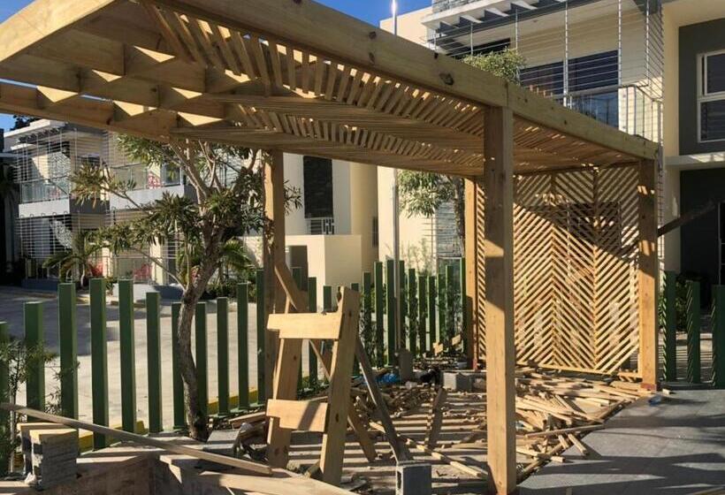 آپارتمان 1 خوابه با چشمانداز استخر, Verdana Sfm A2