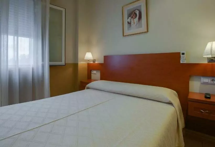 スタンダードシングルルーム, Hostal Forum