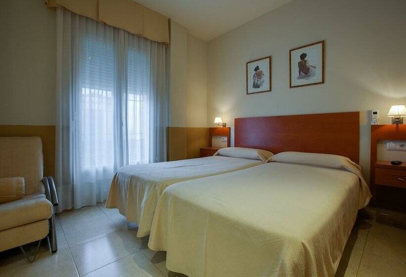 Номер Стандарт, Hostal Forum