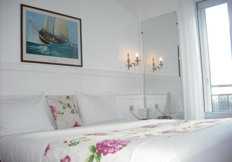 اتاق سوپریور, Abalys