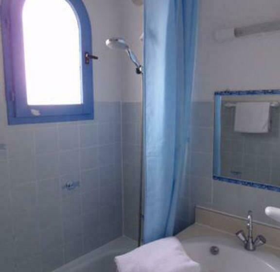 이코노미 룸, Alhambra