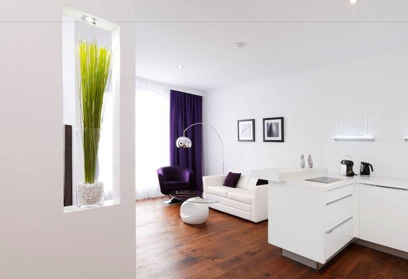 غرفة قياسية سرير مزدوج, Central