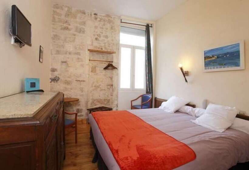 Классический Номер, Hôtel De La Paix