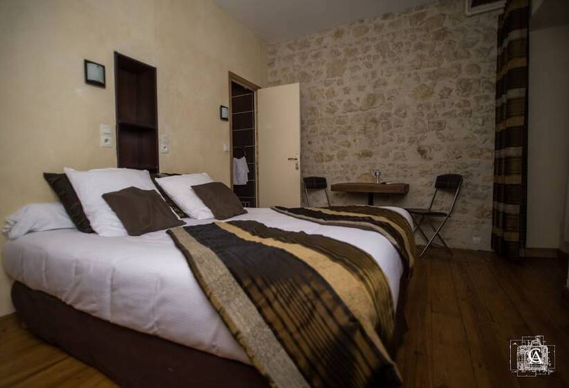 Классический Номер, Hôtel De La Paix