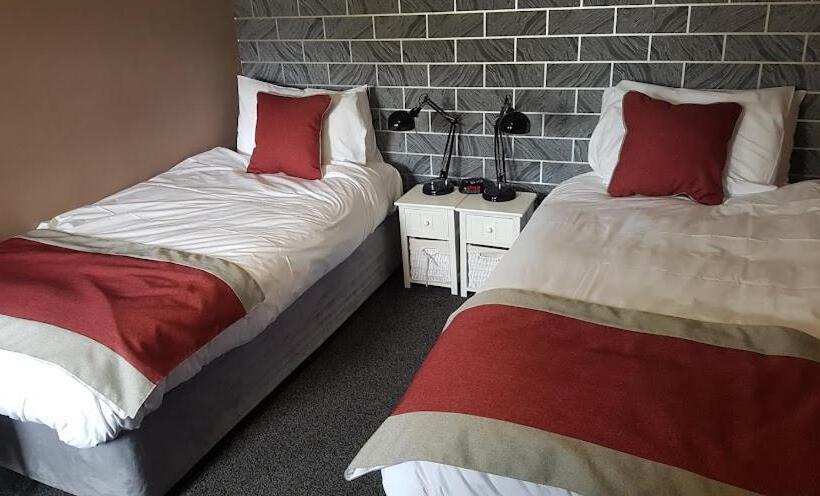 اتاق استاندارد, Forresters Bar & French Restaurant With Rooms