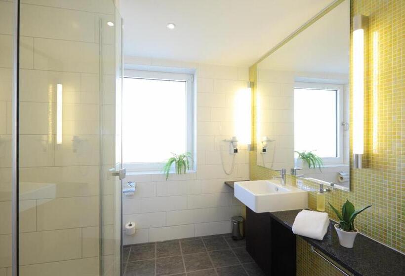 اتاق استاندارد, Global Inn