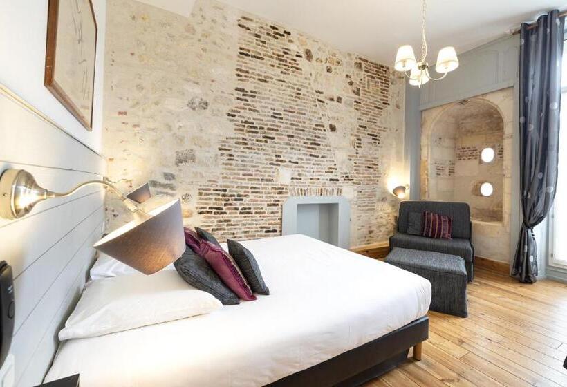 Семейный Номер, Hôtel De La Paix