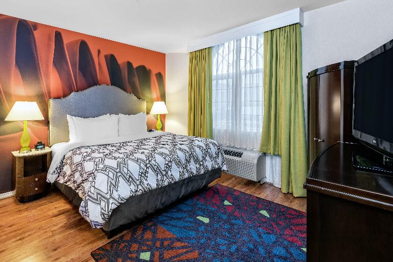 带双人大床的行政管理套房, Vesper, Houston, A Tribute Portfolio