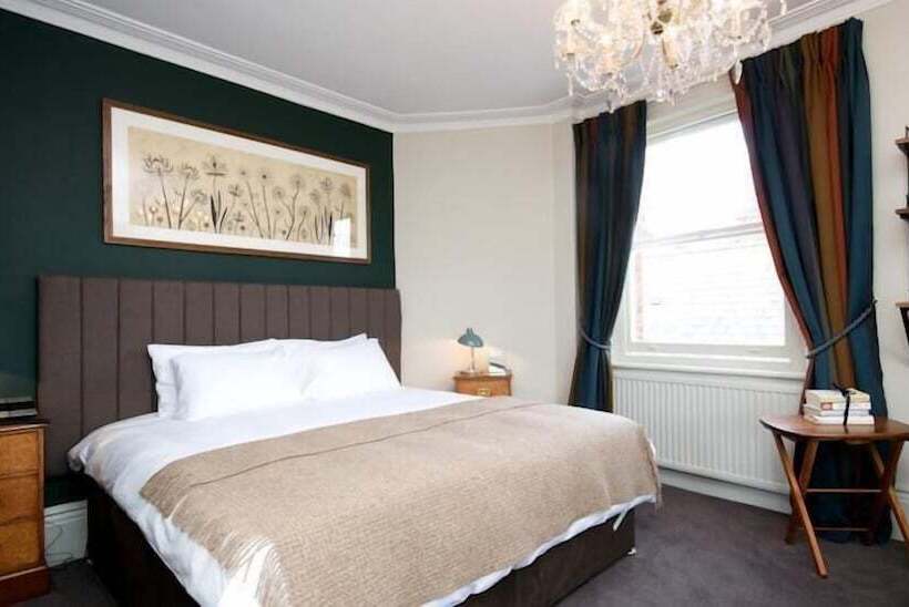 エクゼクティブルーム, Kew Gardens