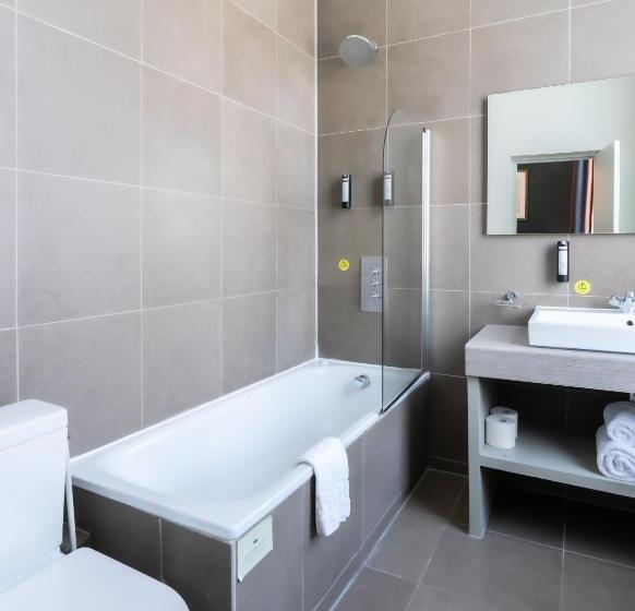 スタンダードルーム, Kew Gardens