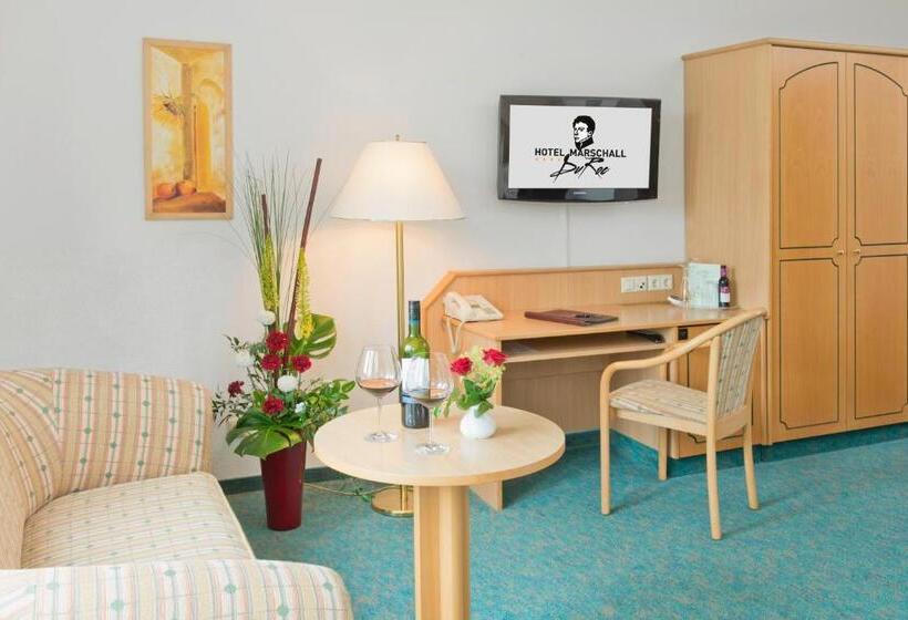 スタンダードルーム, Marschall Duroc