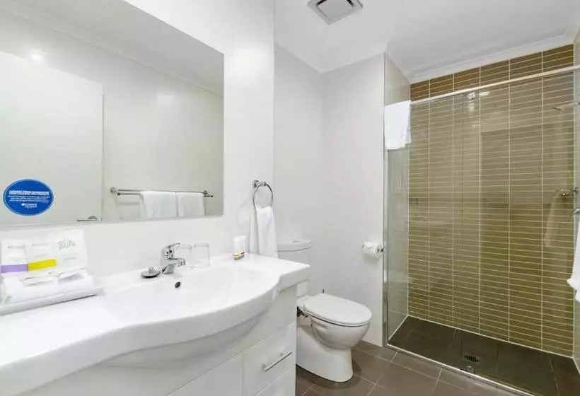 Standard-studio Parveke, Quality Suites Pioneer Sands