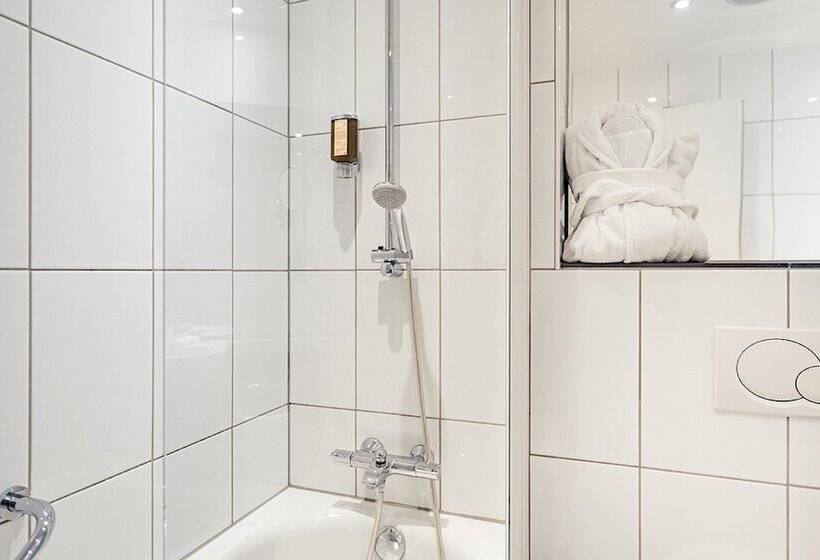 스위트, Schlosshotel Hellenstein