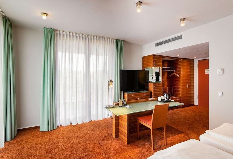 이그제큐티브 룸, Schlosshotel Hellenstein