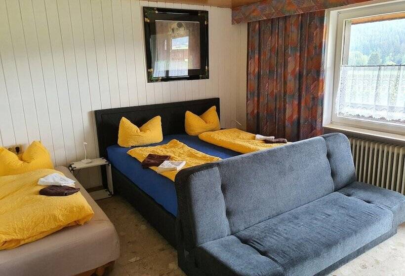 Quarto Triplo Standart, B+b Hotel Sonnenmatte Near Badeparadies