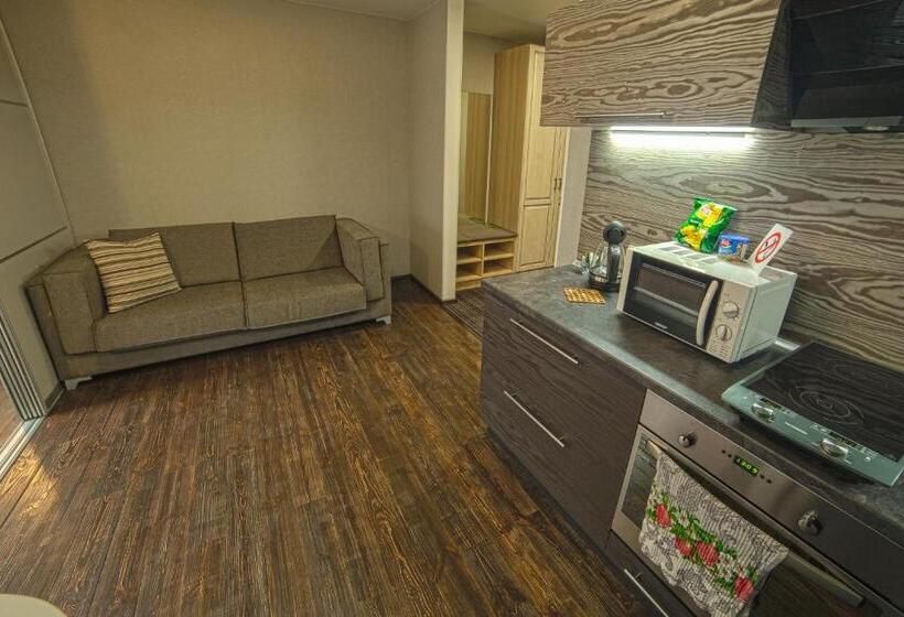 استودیو کامفورت, Apart Hotel Kvartira 1
