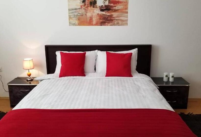 آپارتمان 1 خوابه, City Park Apartments