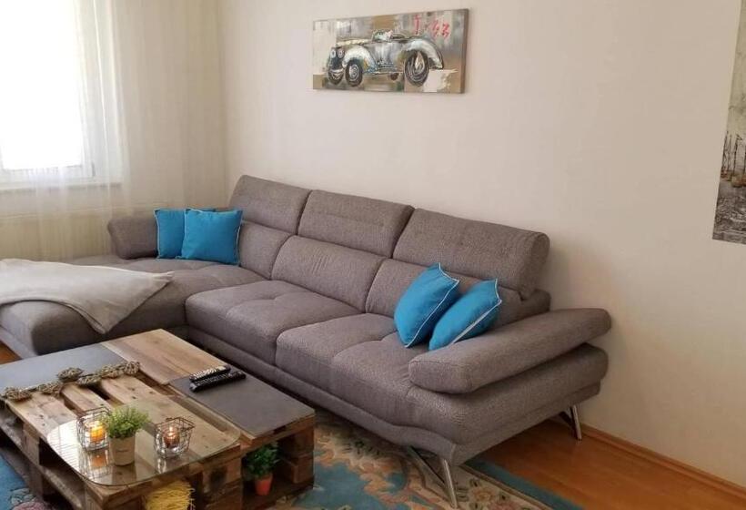 آپارتمان 1 خوابه, City Park Apartments