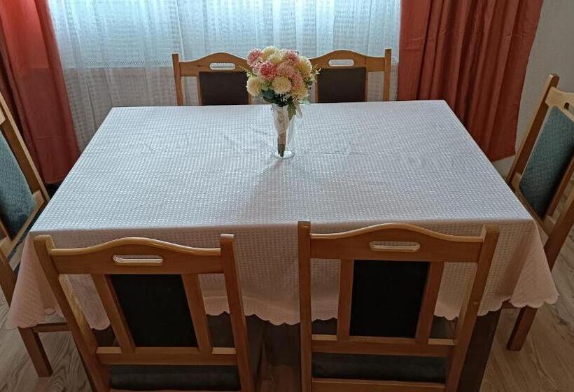 آپارتمان 2 خوابه, City Park Apartments