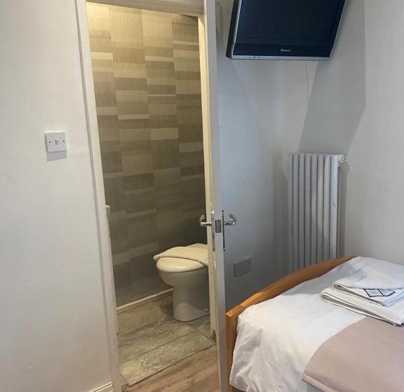 חדר סטנדרט יחיד, Alexander Hotel Fully Refurbished All Rooms En Suite