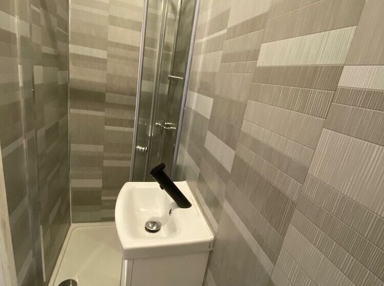 スタンダードシングルルーム, Alexander Hotel Fully Refurbished All Rooms En Suite