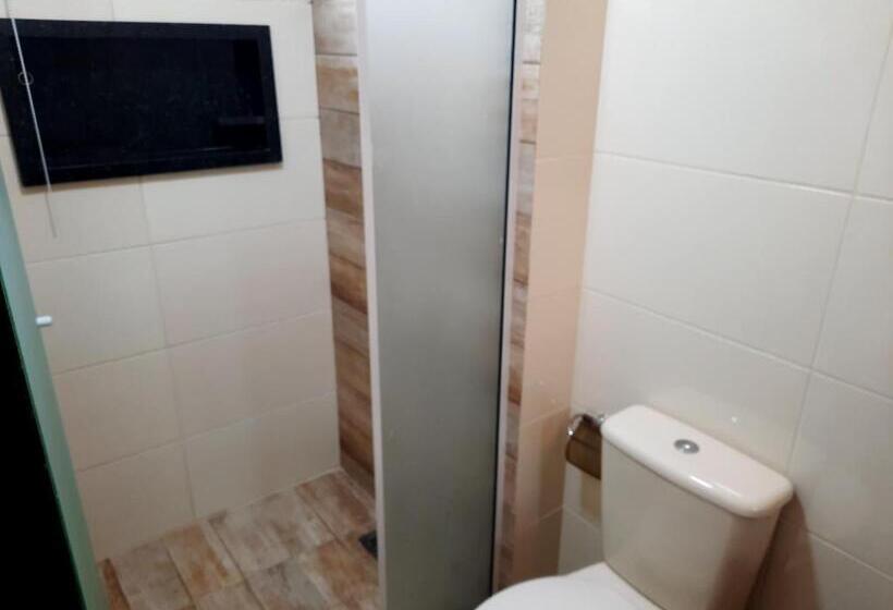 家庭间, Alice Suites