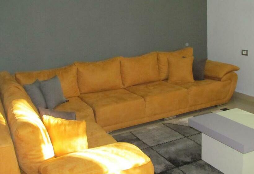 דירה בת חדר שינה 1 עם מרפסת, Apartment Koka