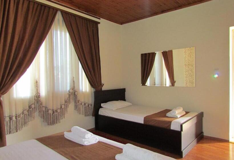 דירה בת חדר שינה 1 עם מרפסת, Apartment Koka