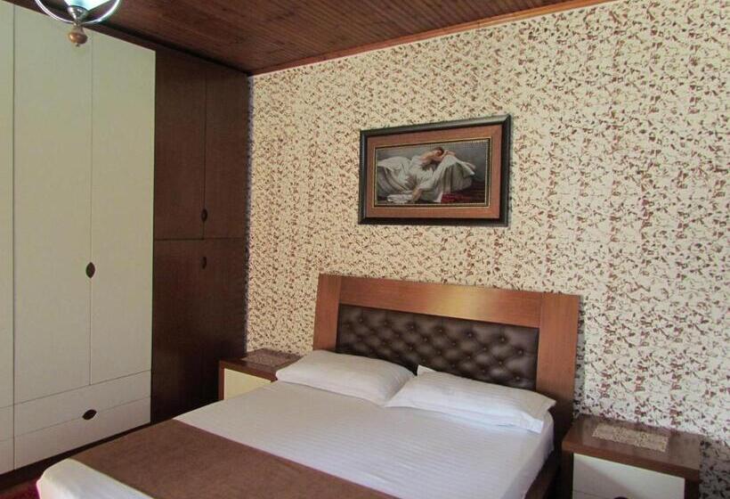 דירה בת חדר שינה 1 עם מרפסת, Apartment Koka