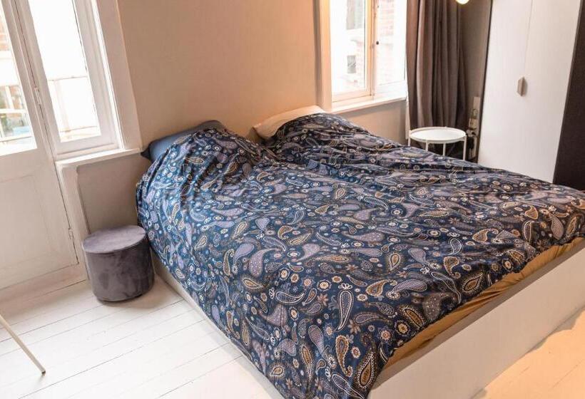 اتاق استاندارد با بالکن, Brabantdam 44 Self Check In