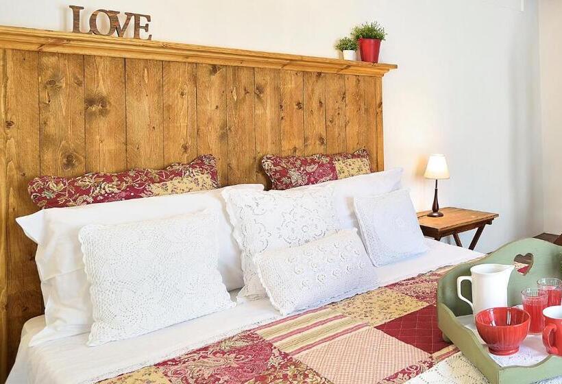 اتاق لوکس چهار تخته, Case Del Vicolo Stretto