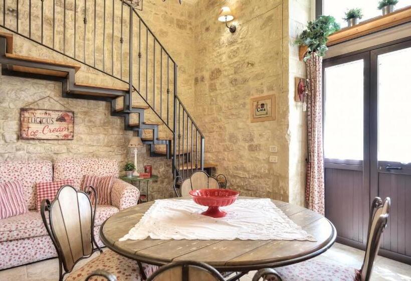 خانه 1 خوابه, Case Del Vicolo Stretto