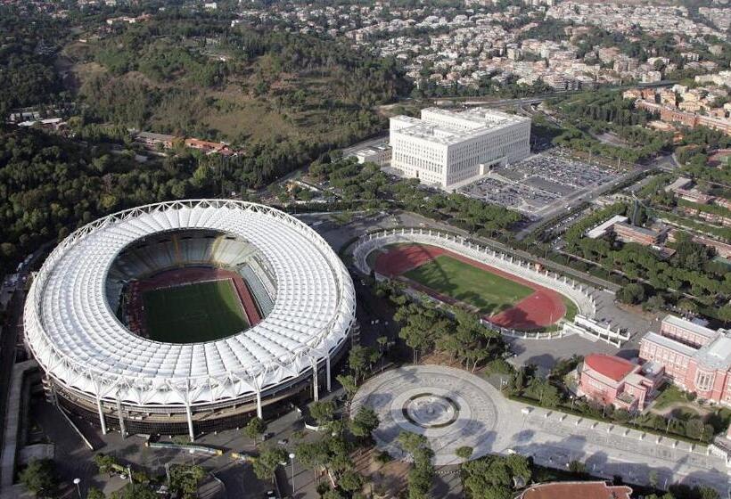 اتاق لوکس, Flaminio Holidays